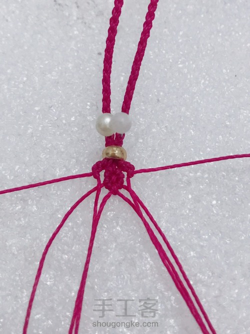 珍珠尾扣 第6步