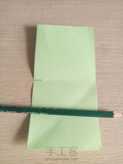 怎样在一张正方形纸上，多采取2：3的纸？ 第5步