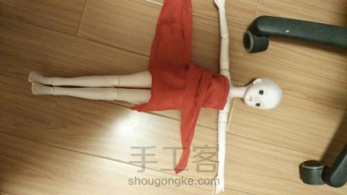 【叶罗丽】红领巾娃衣 第4步