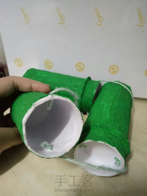利用纸筒制作美美的竹筒笔筒 第12步