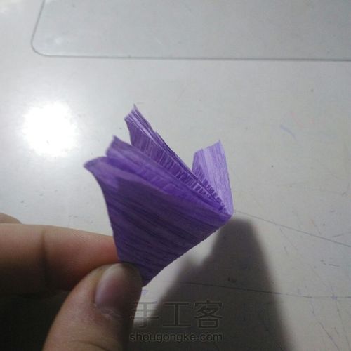风信子皱纹纸花 第2步