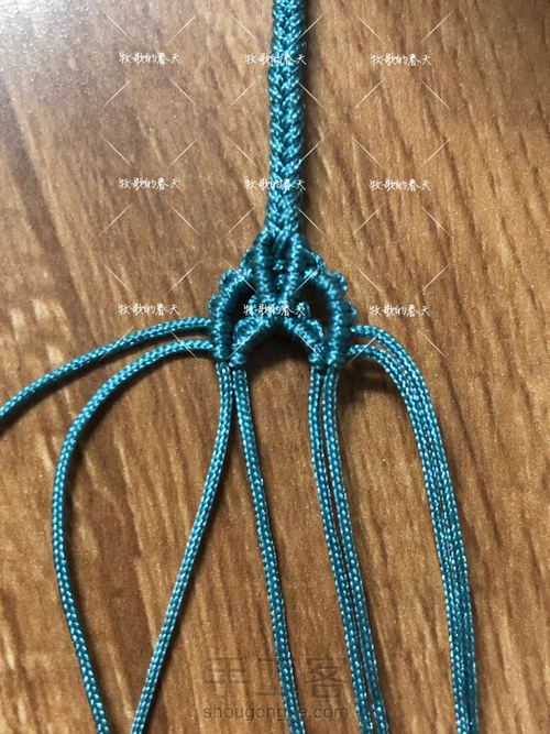 挂绳尾扣随拍过程 第11步