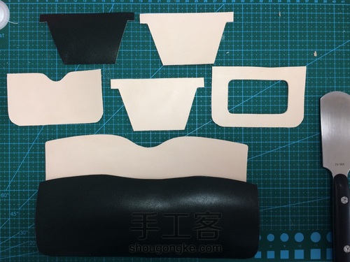 自己挺喜欢且又实用的钱包，发个制作过程，与大家分享。 第5步