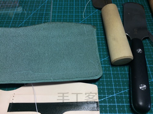 自己挺喜欢且又实用的钱包，发个制作过程，与大家分享。 第8步