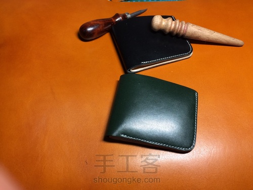自己挺喜欢且又实用的钱包，发个制作过程，与大家分享。 第24步