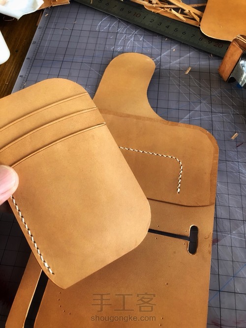 红月短夹制作流程 第3步