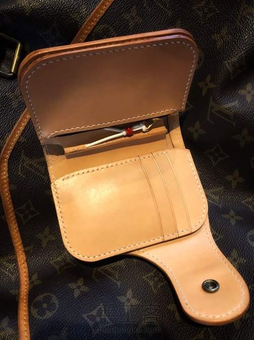 红月短夹制作流程 第11步