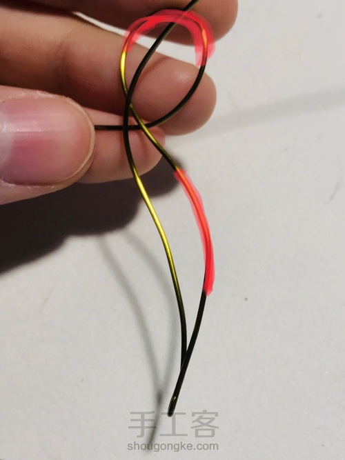 【双线编织的应用】“秋叶”一体式耳环 第6步