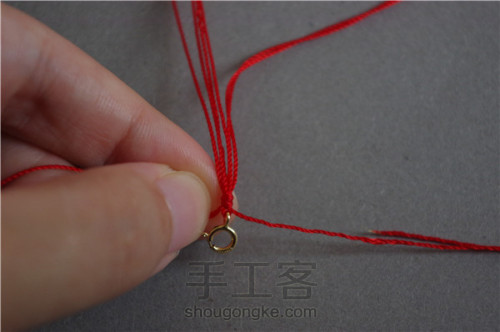 两圈的细红绳手链转运珠本命年手链的编法 第33步