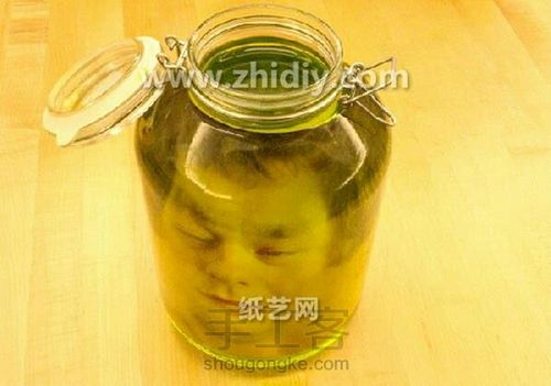 愚人节如何整人超恐怖玻璃瓶里面的人头手工制作教程 第5步