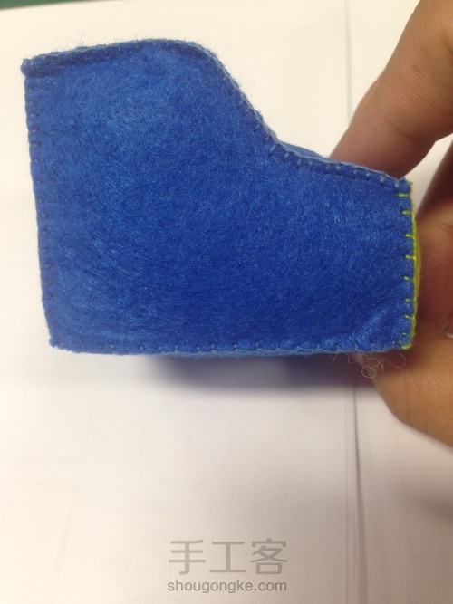 不织布翻斗小卡车 第6步