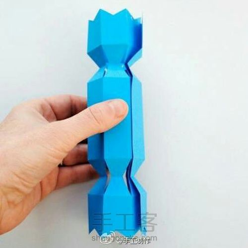 （转）【彩色立体糖果盒】－折纸教程 第4步
