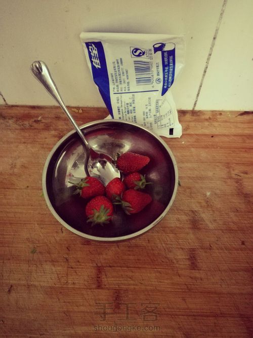 超简单水果沙拉 第2步