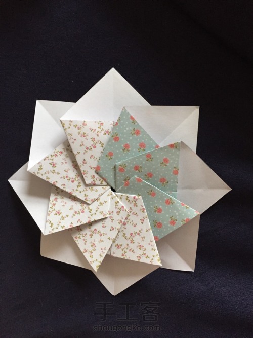 折纸花 组合型 第7步