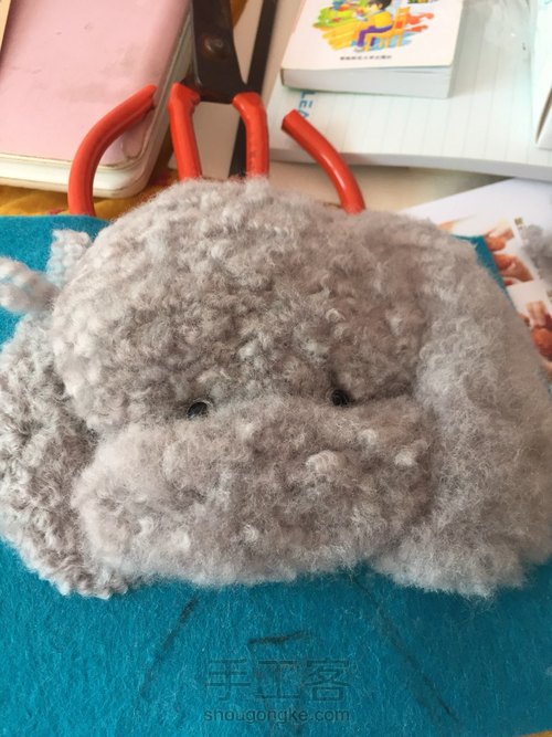 原创 立体狗羊毛毡 第5步