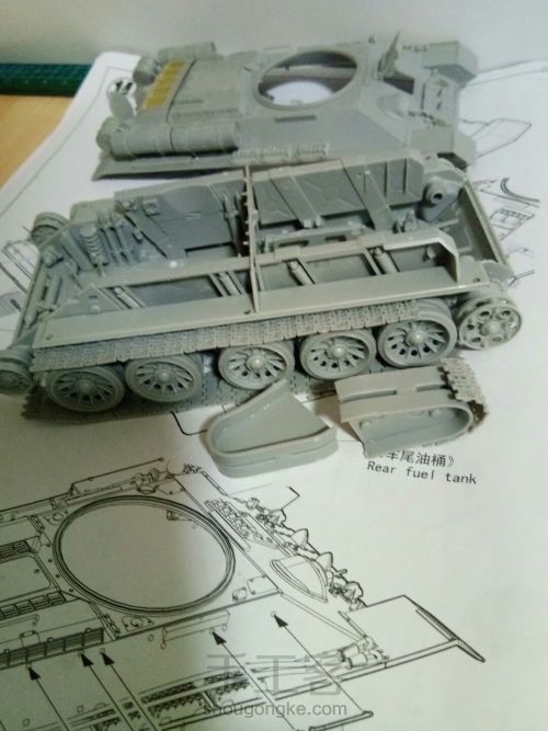苏联t34坦克涂装上色 第2步