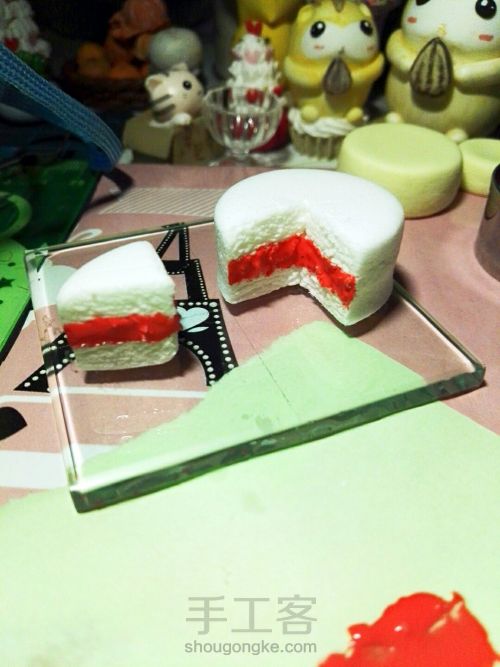草莓淋面蛋糕 第4步