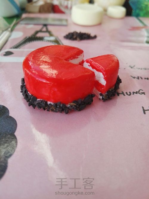 草莓淋面蛋糕 第7步