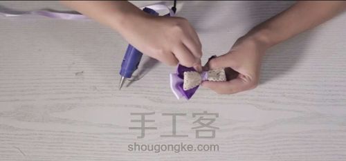 一分钟就可以学会做小发夹 第5步