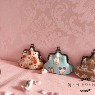 可爱的皇冠口金包