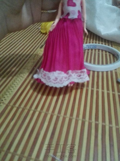 娃娃的裙子 第4步