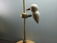 在木工论坛看到一个联动玩具，仿了其中一部分，做的不到位，啄木鸟应该捉到木棍