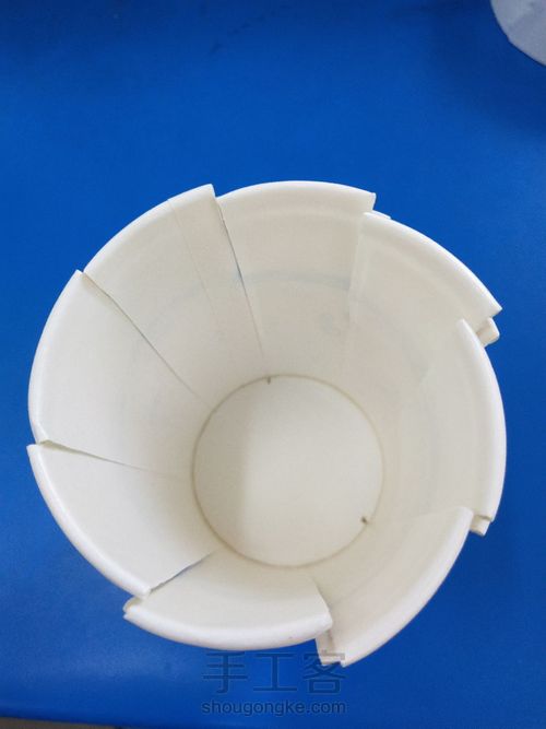 纸杯花向日葵 第2步