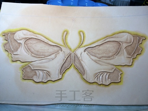 渐变染色骷髅蝴蝶皮雕 第7步