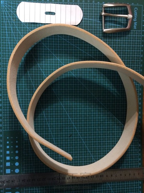 自染植鞣皮带 第1步