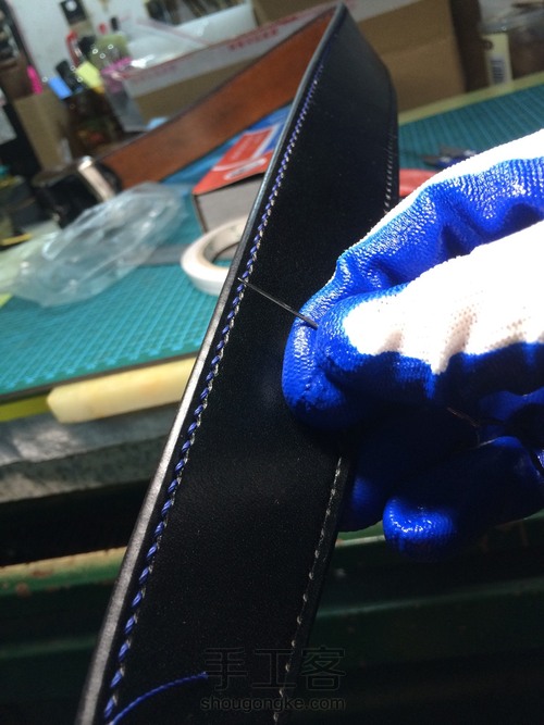 自染植鞣皮带 第30步