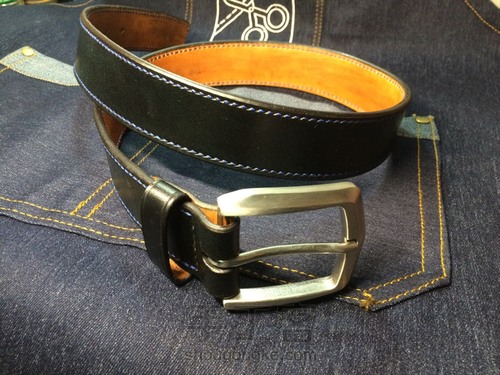 自染植鞣皮带 第32步