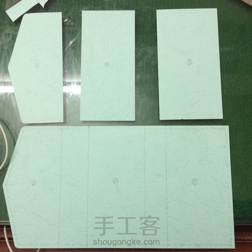 星空染色植鞣钥匙包 第1步