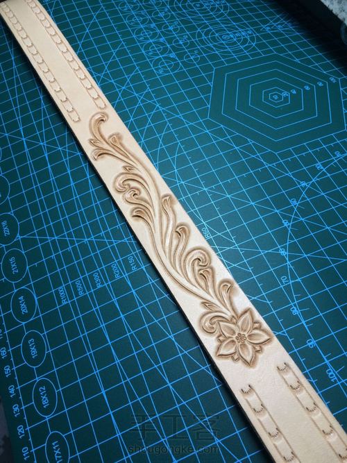 原创设计皮雕腰带 第9步