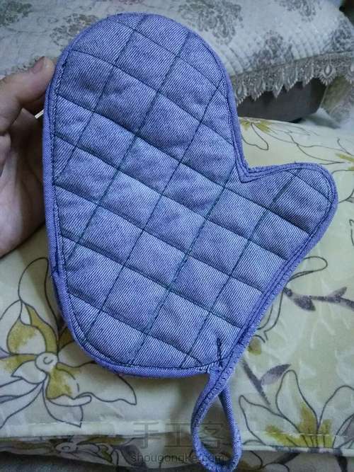 旧牛仔裤改造隔热手套 第12步