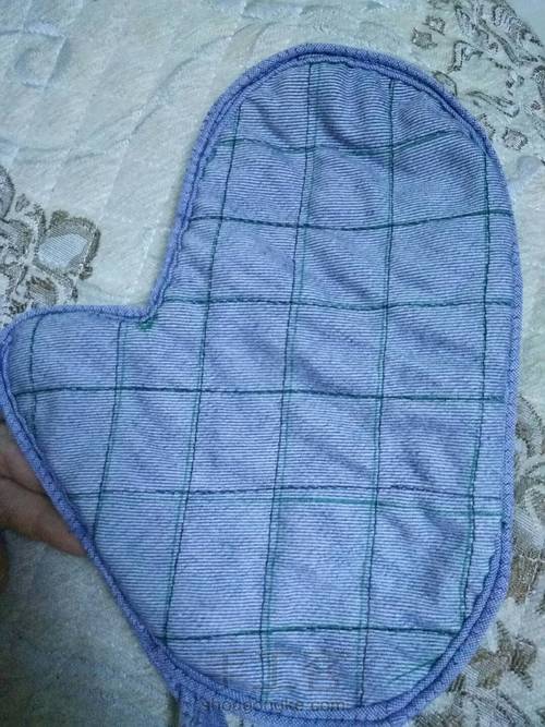 旧牛仔裤改造隔热手套 第13步