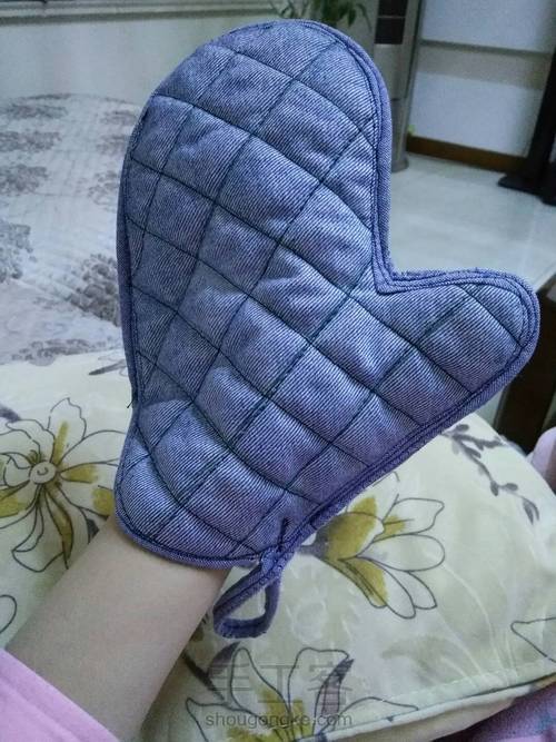 旧牛仔裤改造隔热手套 第16步