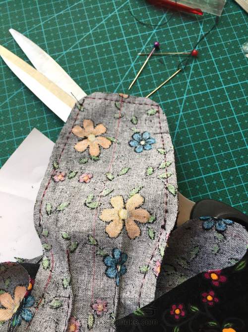 【Momo手作】六分娃 可儿 旗袍 第18步