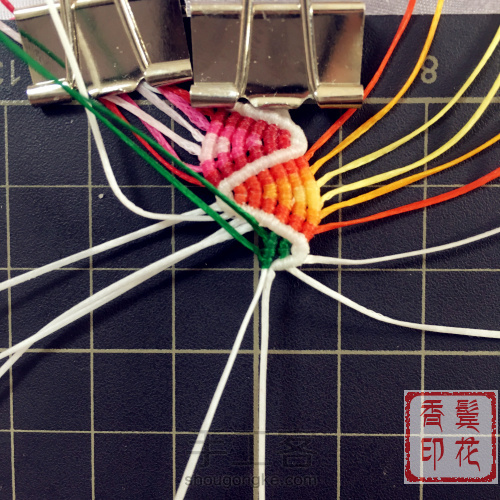 很彩虹的一款手绳 第27步