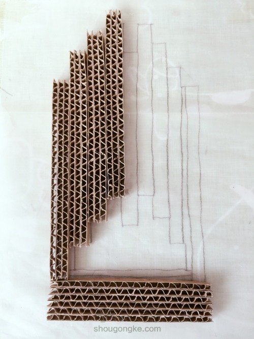 快递盒改造建筑小夜灯 第3步