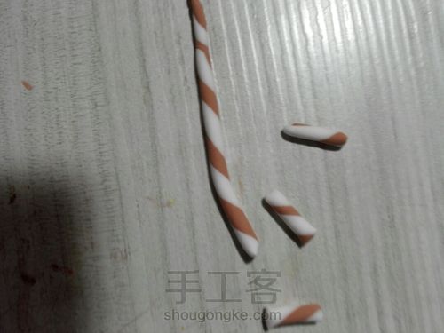 双色旋转棒装饰物 第7步