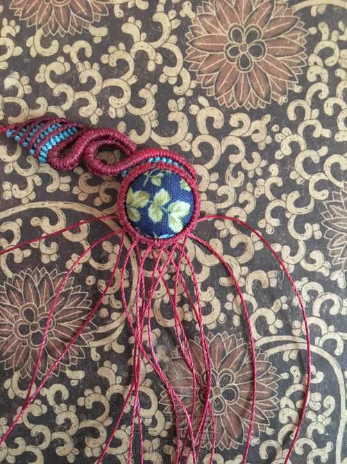 红手链… 第1步