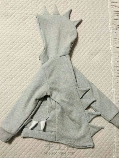 儿童带帽恐龙卫衣制作详细教程 第34步