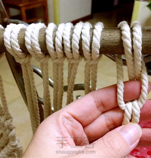简易挂毯编织 第1步