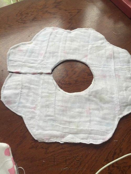 花形360度围兜 第3步