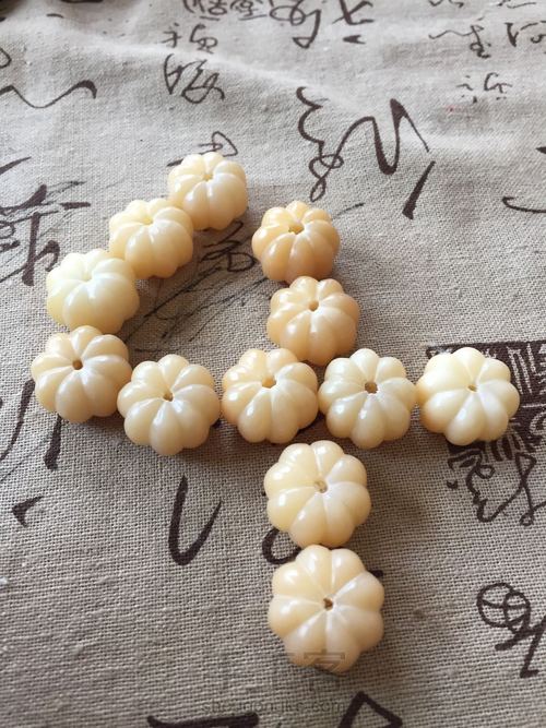 曾氏雕刻——风化菩提根南瓜手串 第24步