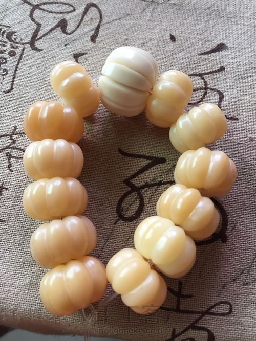 曾氏雕刻——风化菩提根南瓜手串 第34步