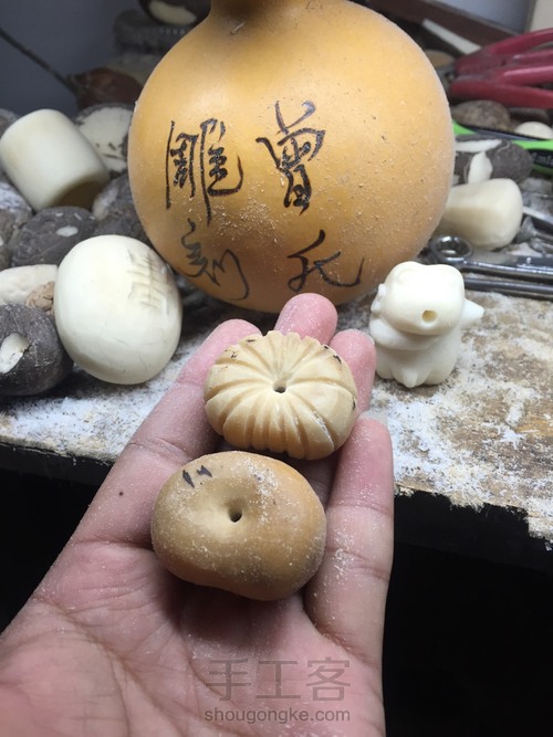 象牙果纯手工精雕——多瓣金刚 第9步
