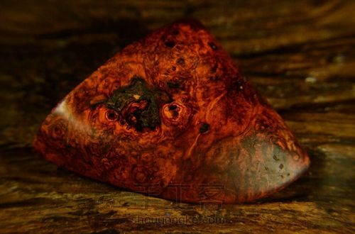 大红酸枝瘤花手把件 第6步