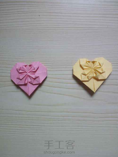 超简单纸折爱心 第30步