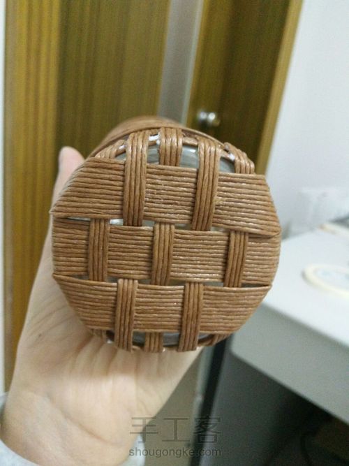 纸藤花器 第4步